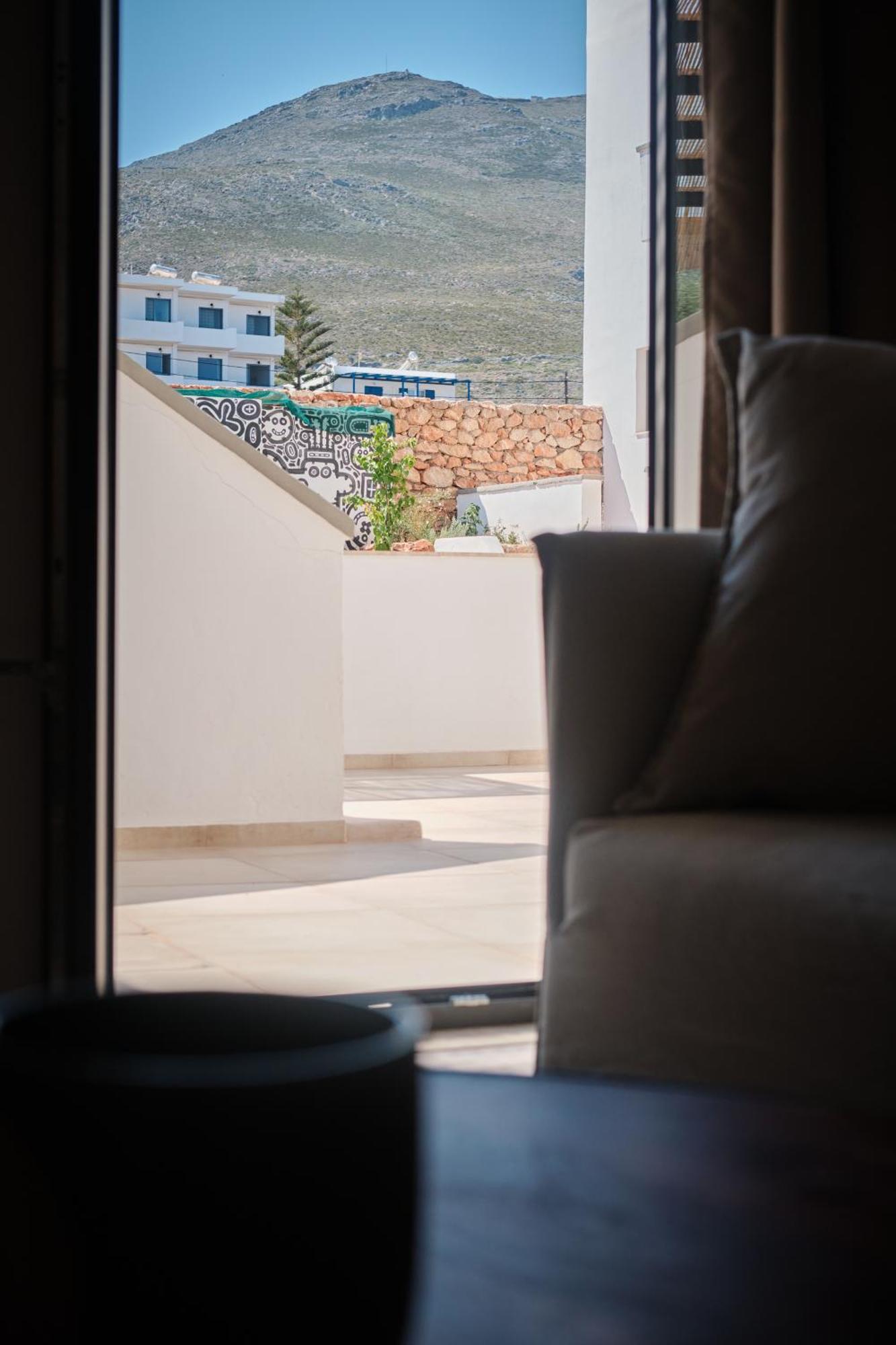 Eden Kythira Hotel Diakofti Exterior photo
